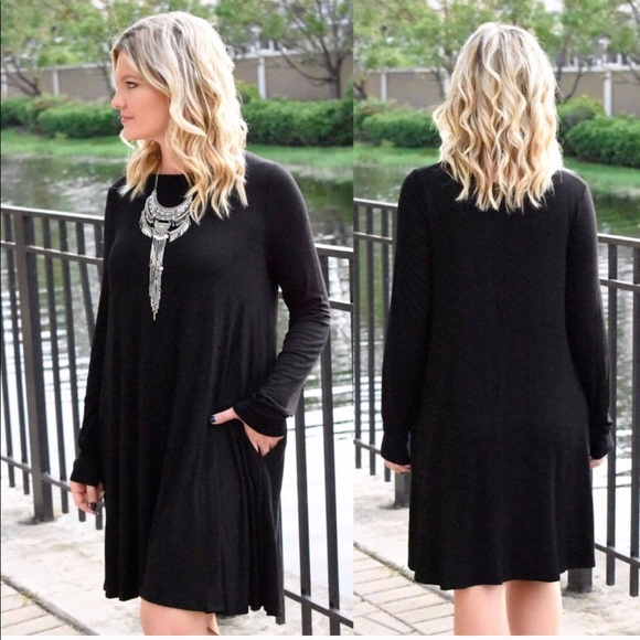 The House Of Gentry Dresses & Skirts - Black Longsleeve T-shirt Dress